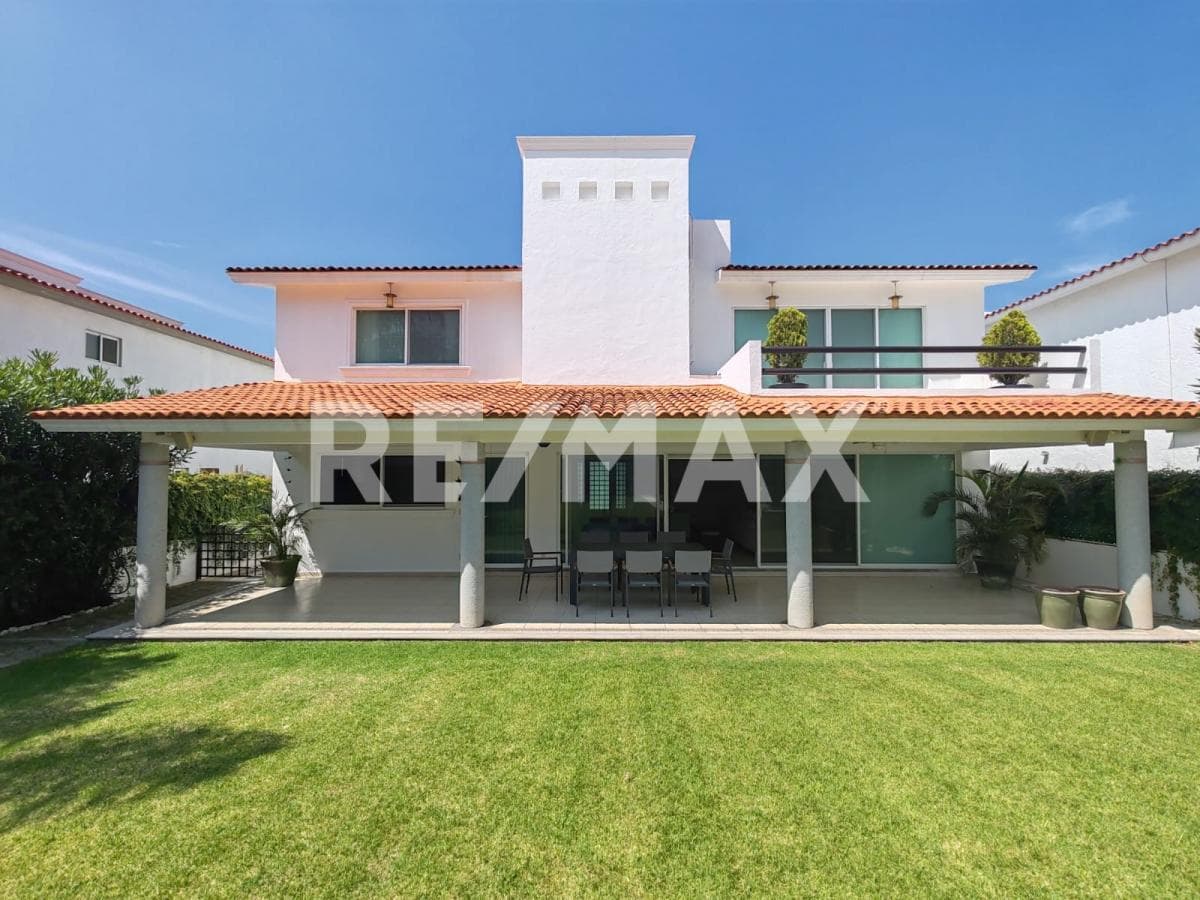 House for Sale in Morelos, Lomas de Cocoyoc