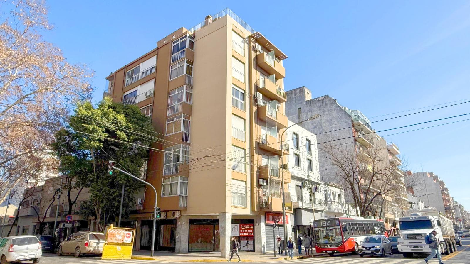 3-Room Apartment for Sale in Villa Santa Rita