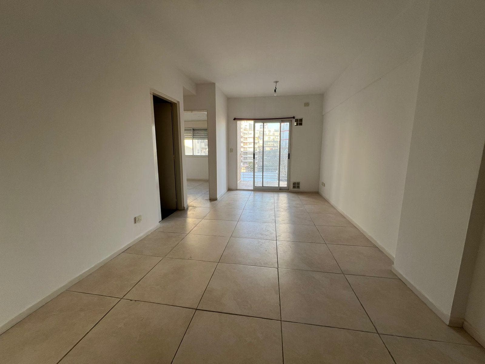 For Sale, Apartment, 2 Rooms, Balcony, Flores Norte