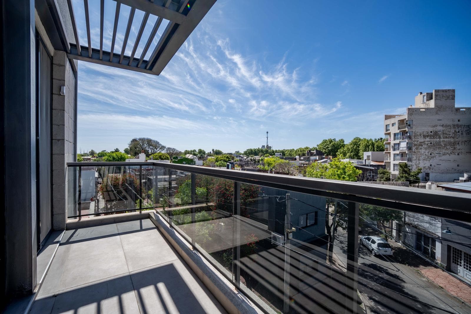 FOR SALE | TRADE - 2-bedroom duplex with balcony - Sarmiento, Rosario. QUALIFIES FOR MORTGAGE