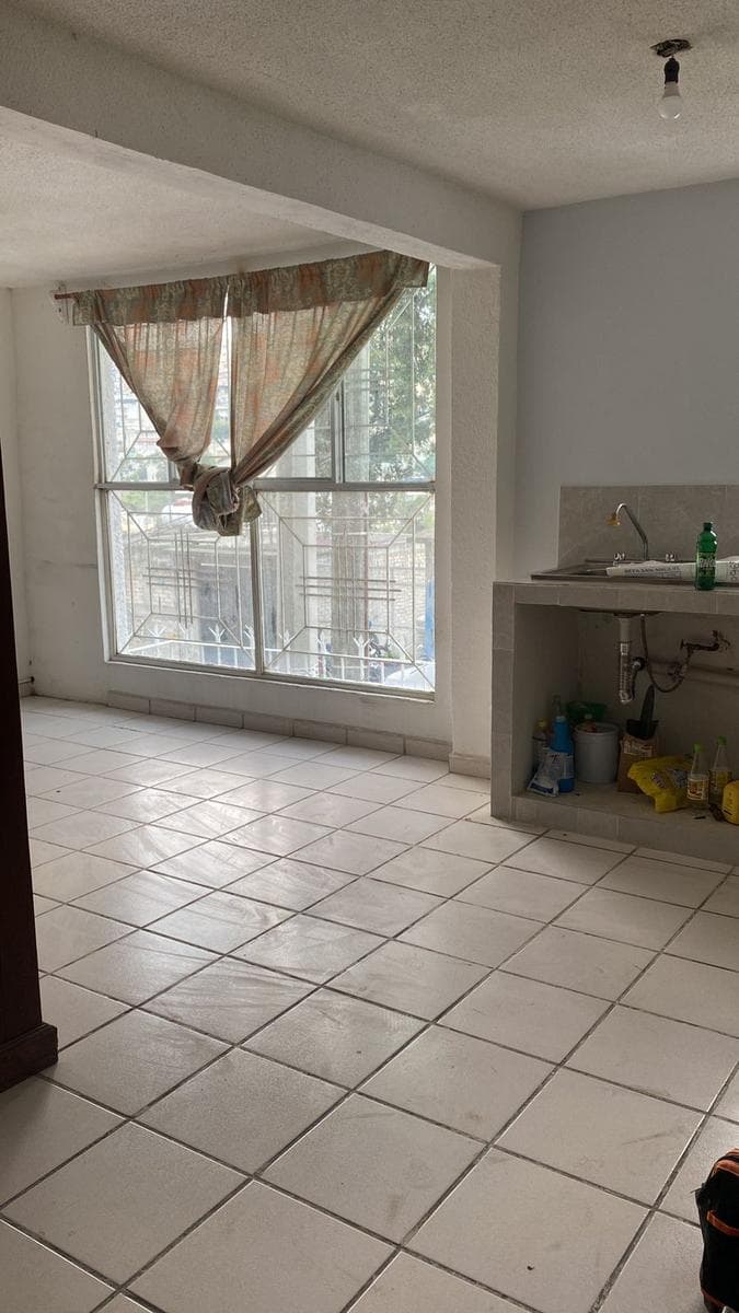 SPACIOUS HOUSE FOR SALE IN COLONIA LOS CUARTOS II, NAUCALPAN, MEXICO