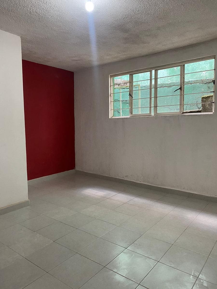 SPACIOUS HOUSE FOR SALE IN COLONIA LOS CUARTOS II, NAUCALPAN, MEXICO