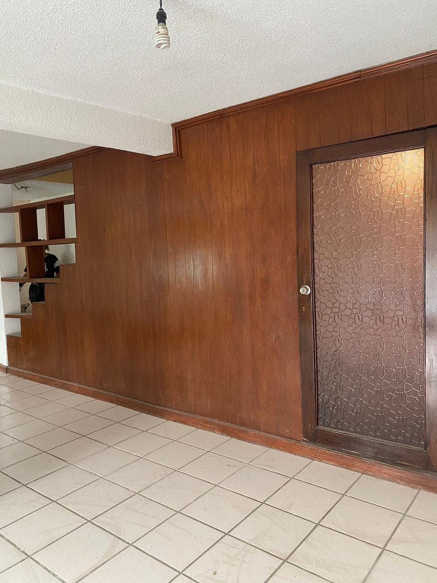 SPACIOUS HOUSE FOR SALE IN COLONIA LOS CUARTOS II, NAUCALPAN, MEXICO