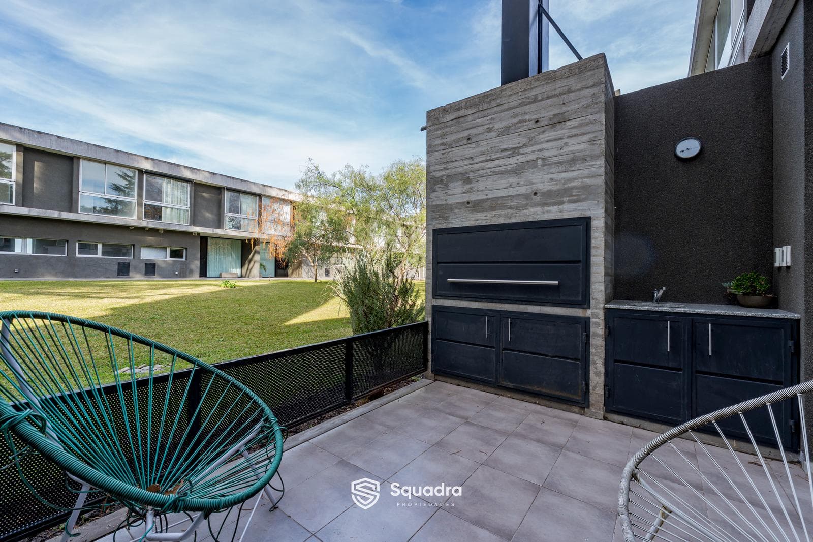 FOR SALE | TRADE - 2-bedroom apartment. Garage and storage unit (optional). Alberdi, Rosario.