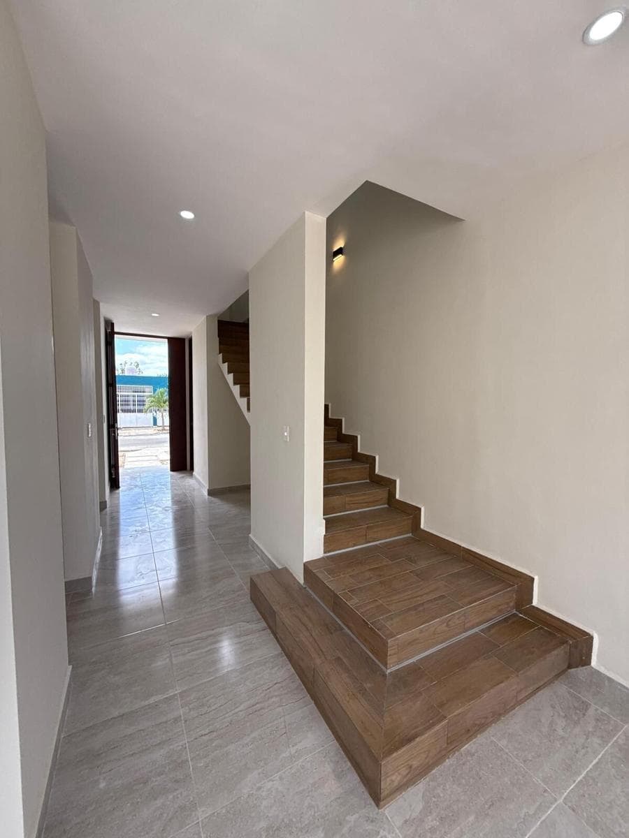 House in Real Montejo with a bedroom on the ground floor, Mérida