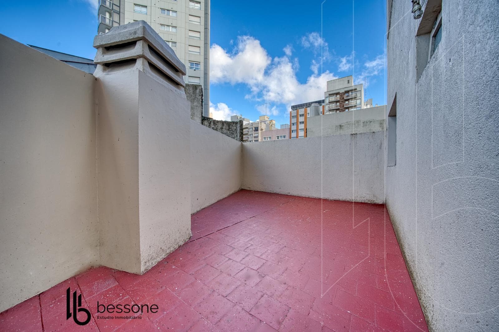 Departamento en LA PERLA