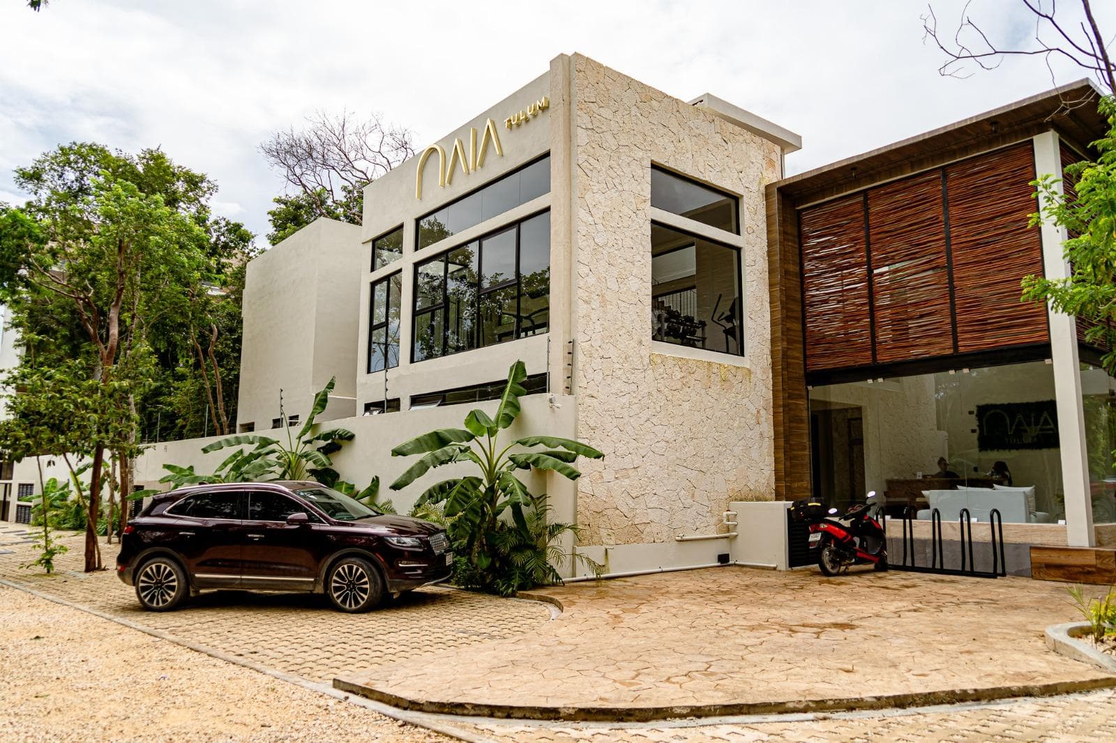 Apartment for Sale, PH, 2 bedrooms, Terrace with Jacuzzi, Tulum, Quintana Roo.