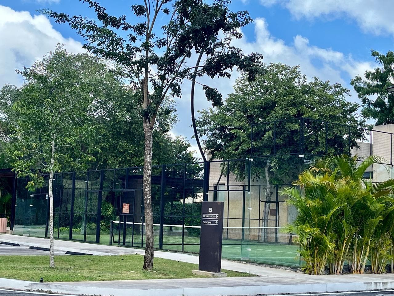 Land for sale on Privada El Cortijo in Chablekal, Mérida, Yucatán