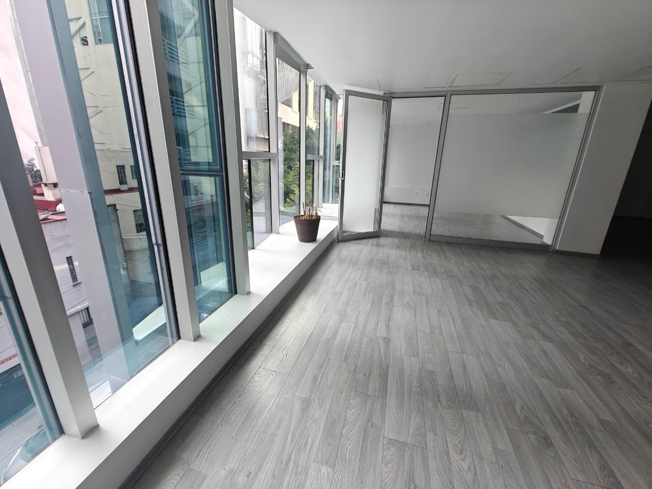 Office for rent just steps from Reforma