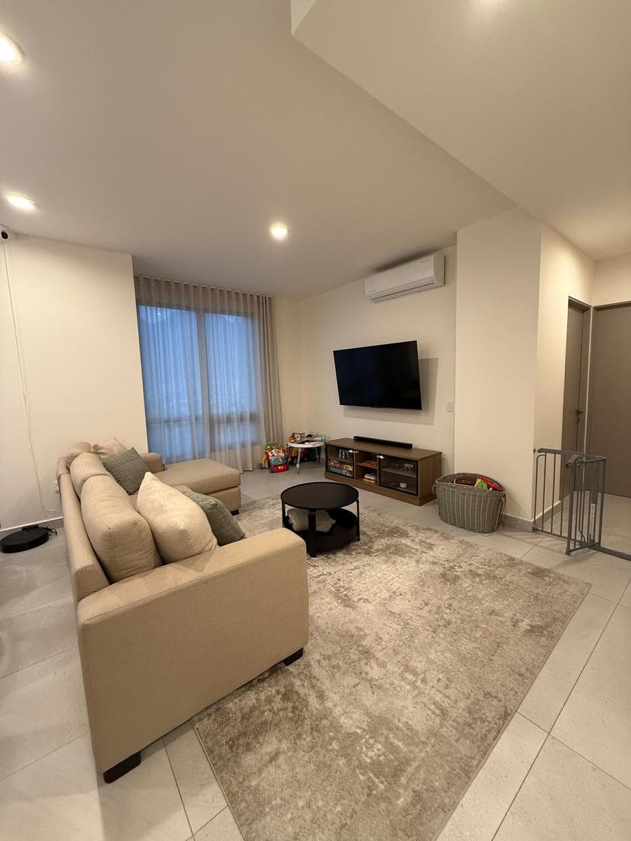 APARTMENT FOR SALE IN TORRE WEST, VALLE PONIENTE