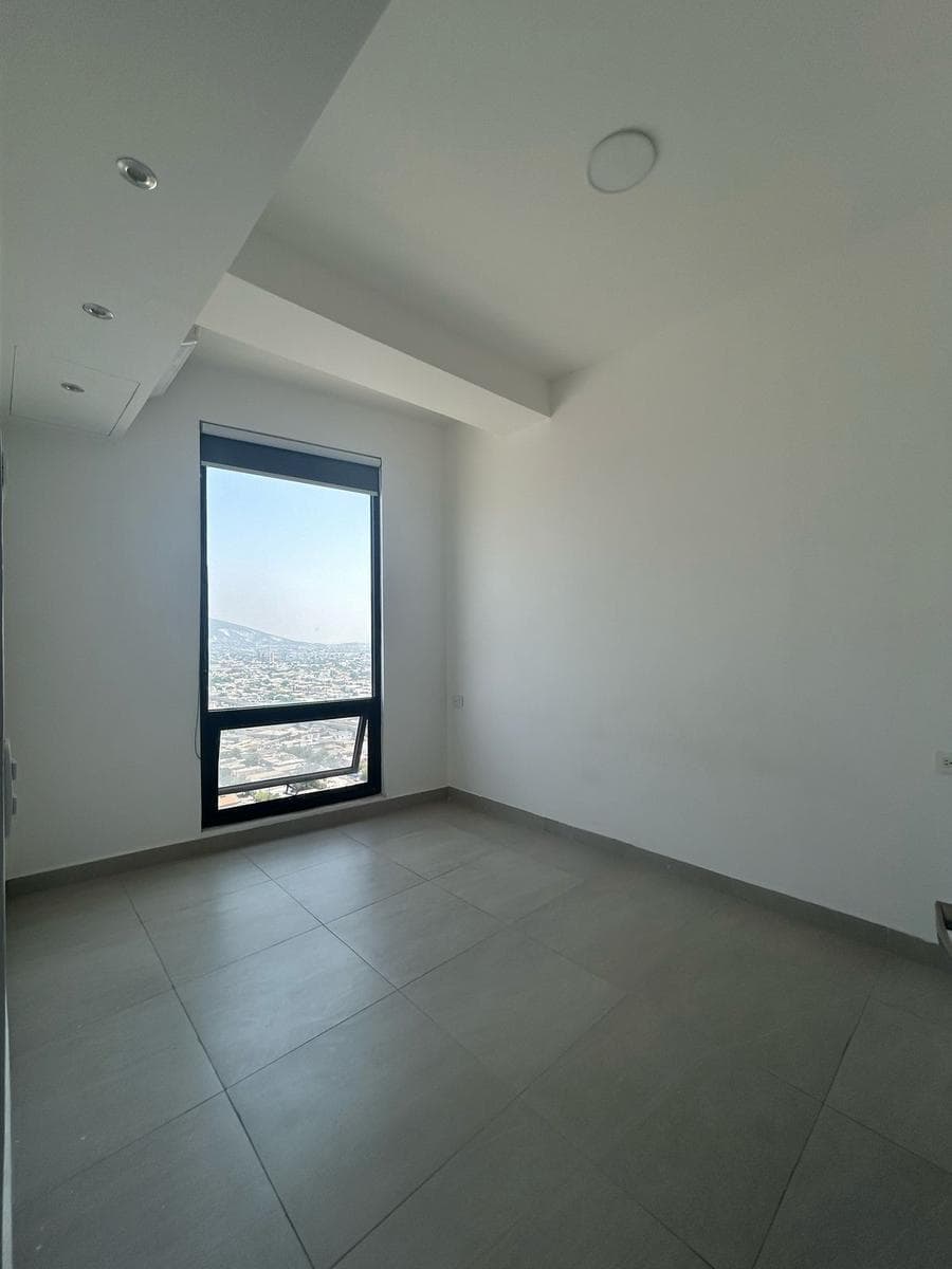 APARTMENT FOR RENT IN TORRE MITT