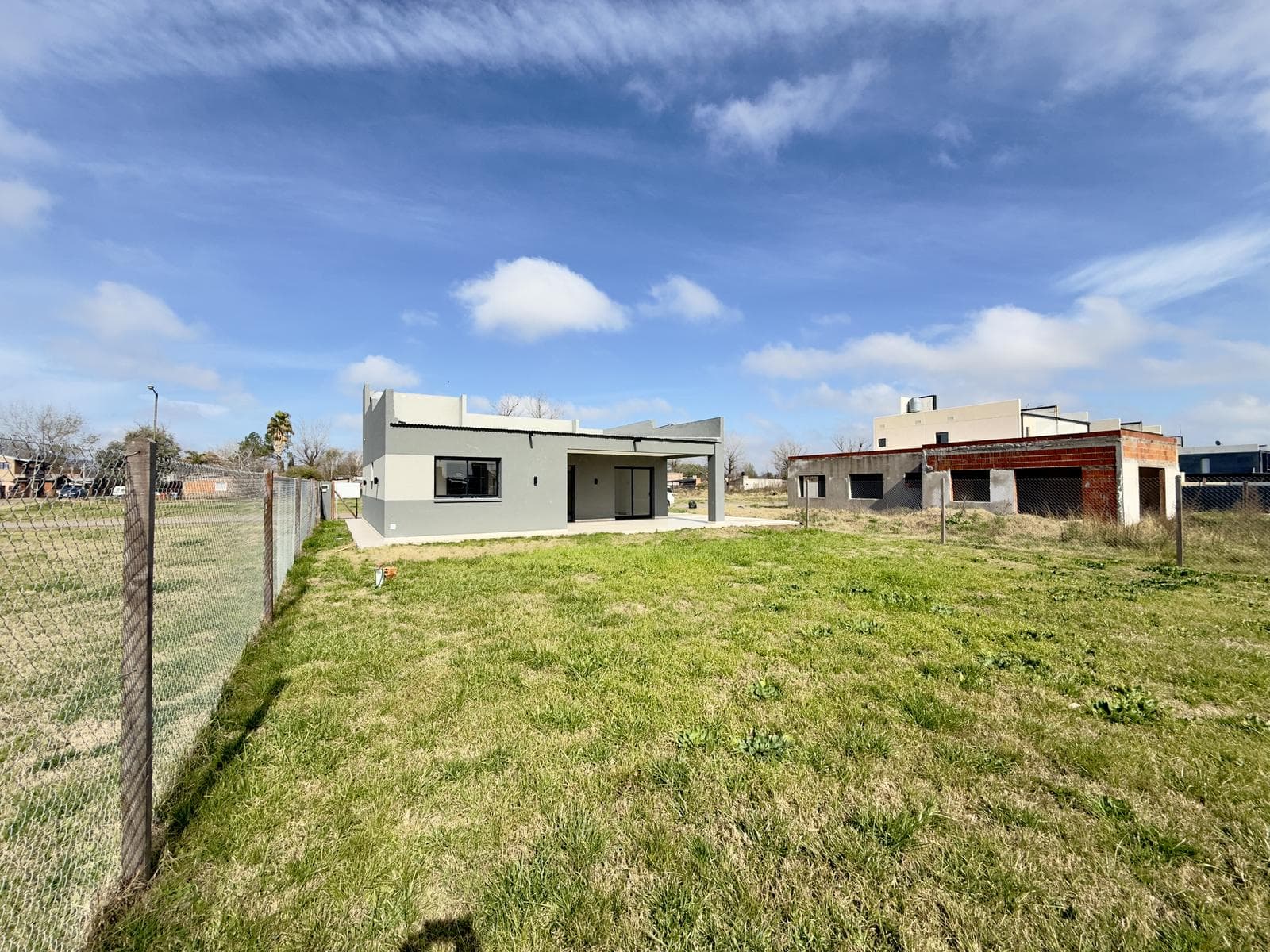 FOR SALE/FINANCING AVAILABLE - Brand-new 2-bedroom house - Funes Norte, Funes