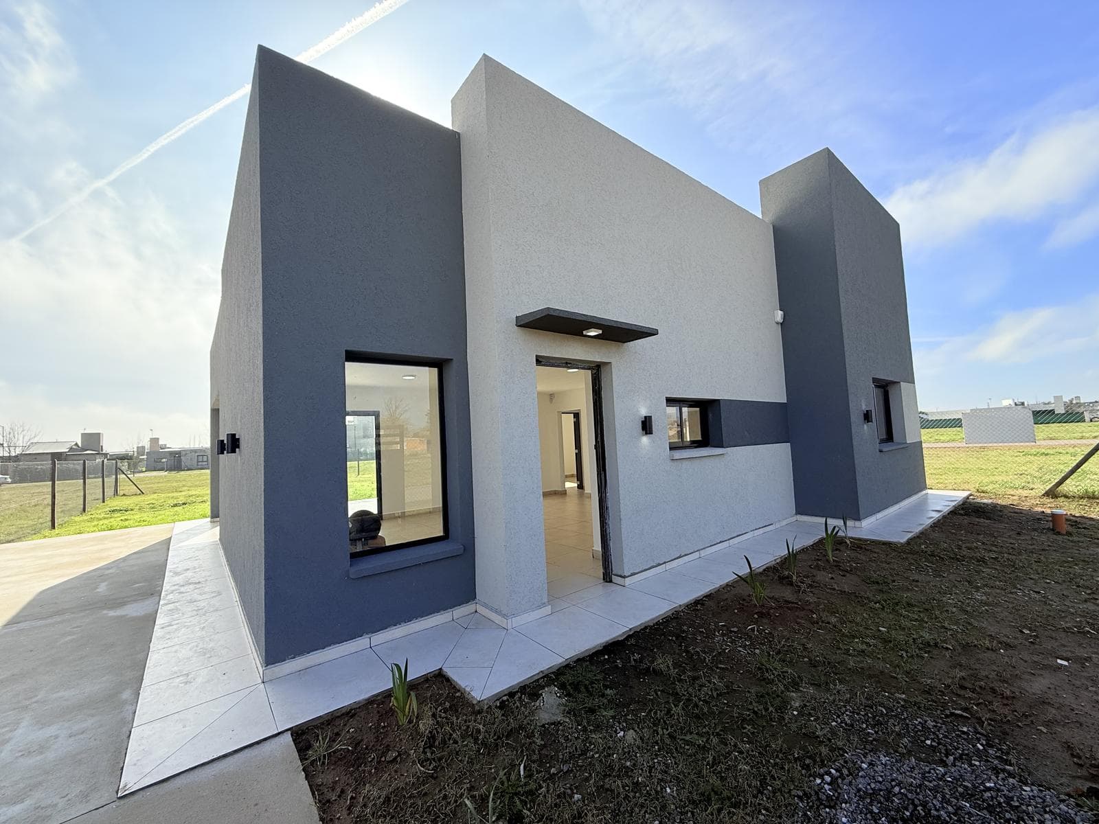 FOR SALE/FINANCING AVAILABLE - Brand-new 2-bedroom house - Funes Norte, Funes