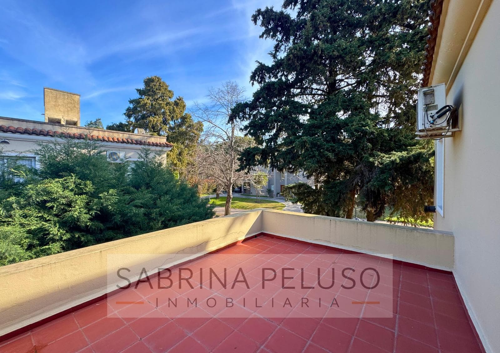House in the El Resuello Gated Community - Moreno