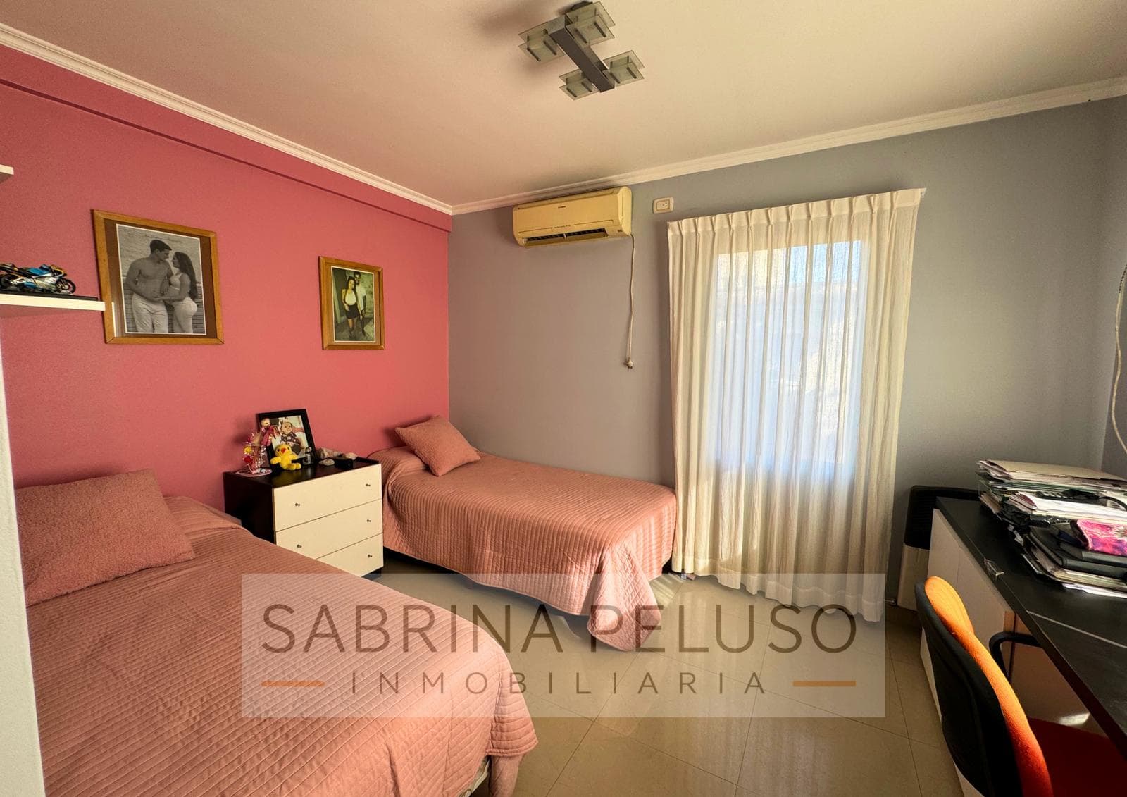 House in the El Resuello Gated Community - Moreno