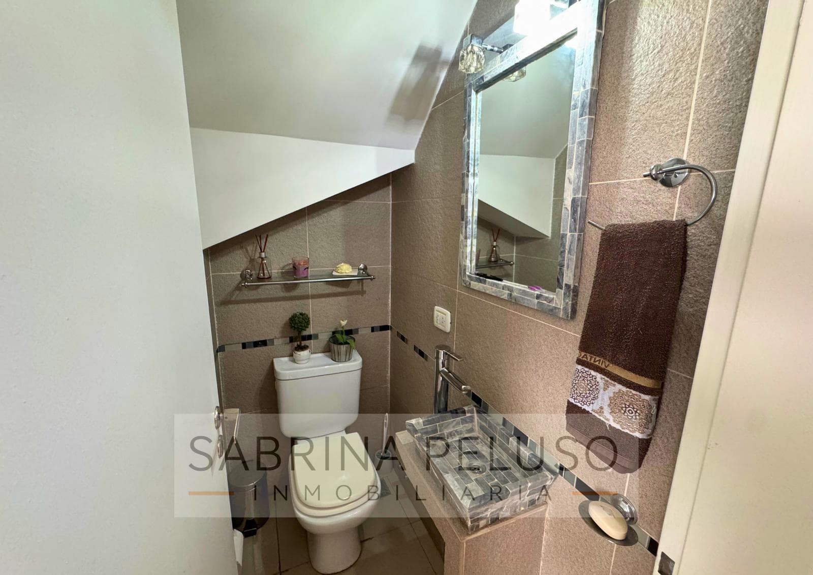 House in the El Resuello Gated Community - Moreno