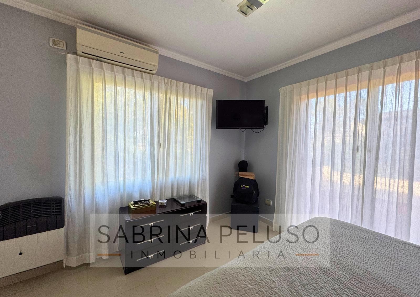 House in the El Resuello Gated Community - Moreno