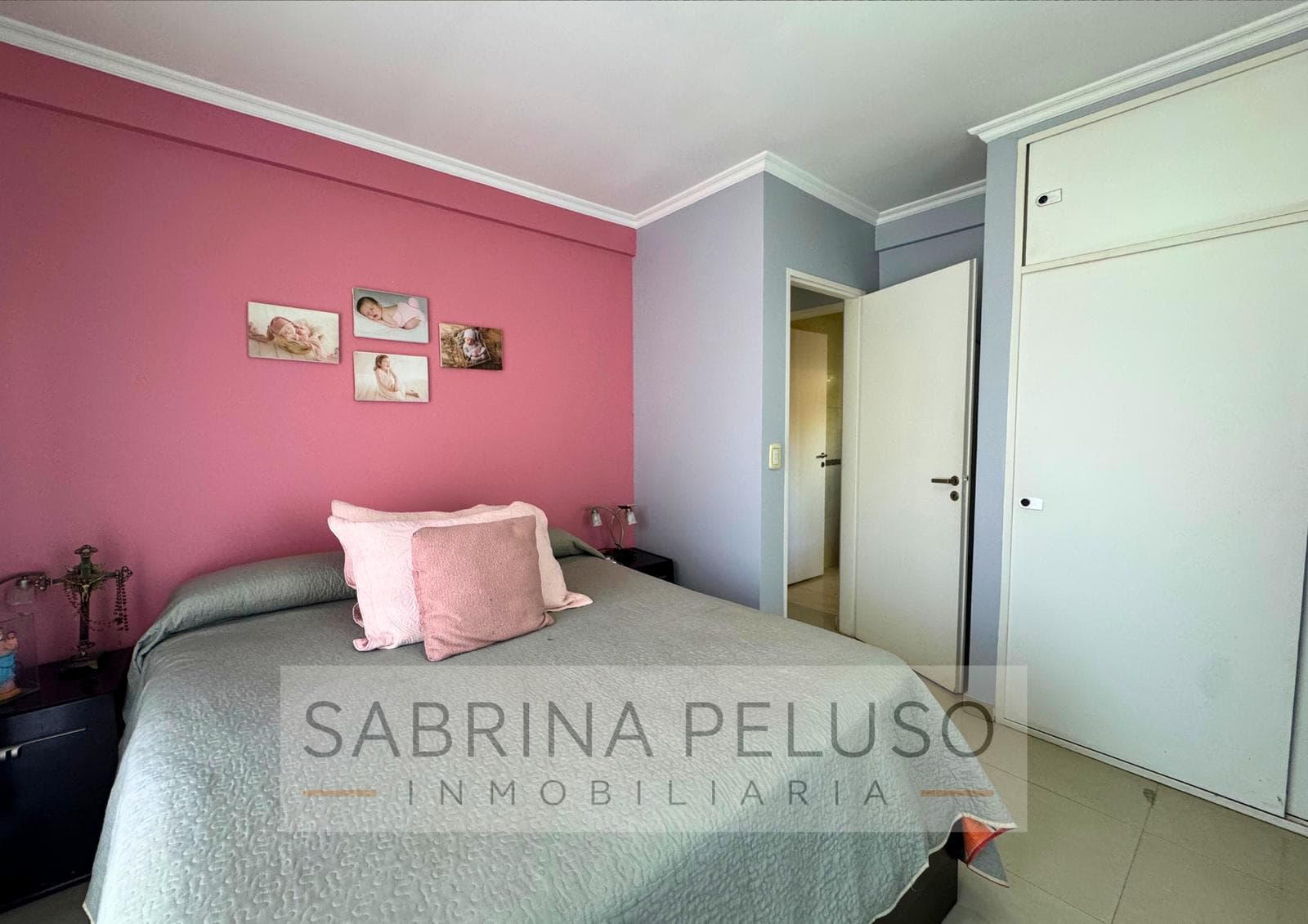 House in the El Resuello Gated Community - Moreno
