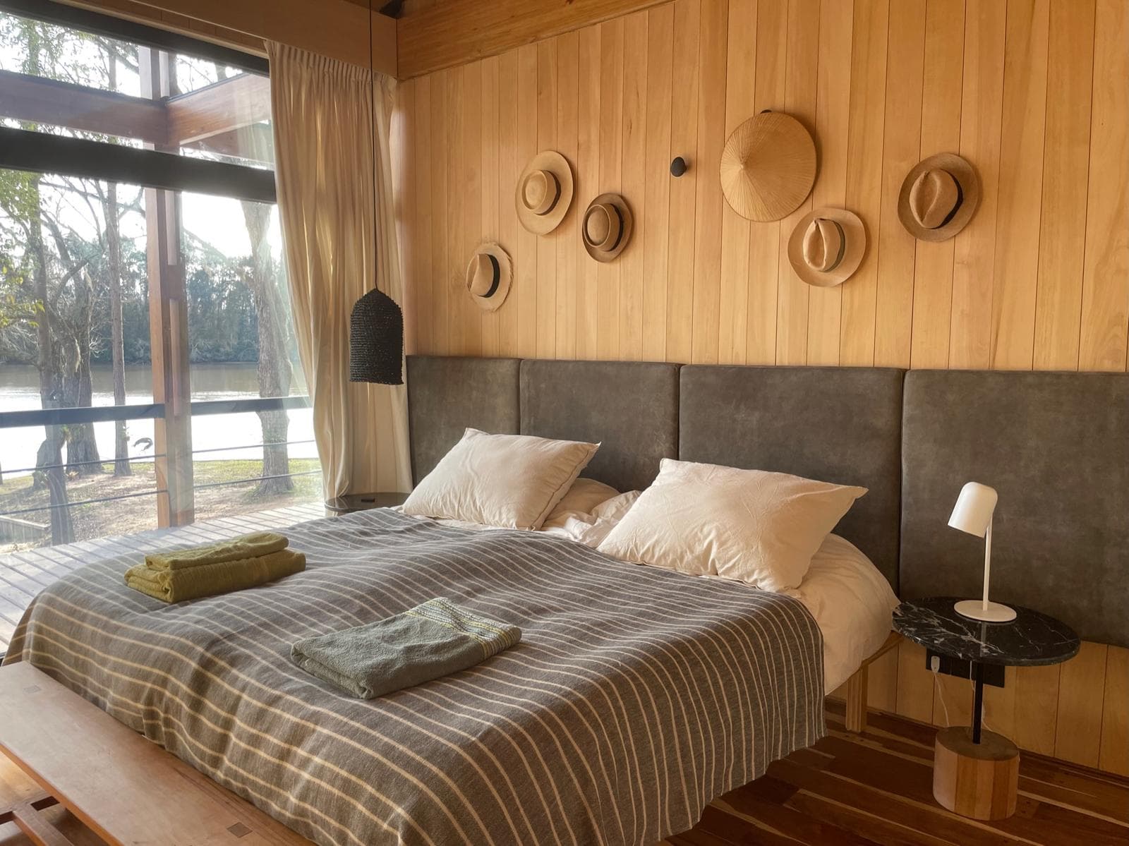 Sustainable Luxury Retreat in the Delta – 60 hectares of unspoiled nature between Tigre and Carmelo
