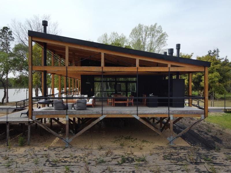 Sustainable Luxury Retreat in the Delta – 60 hectares of unspoiled nature between Tigre and Carmelo