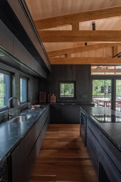 Sustainable Luxury Retreat in the Delta – 60 hectares of unspoiled nature between Tigre and Carmelo