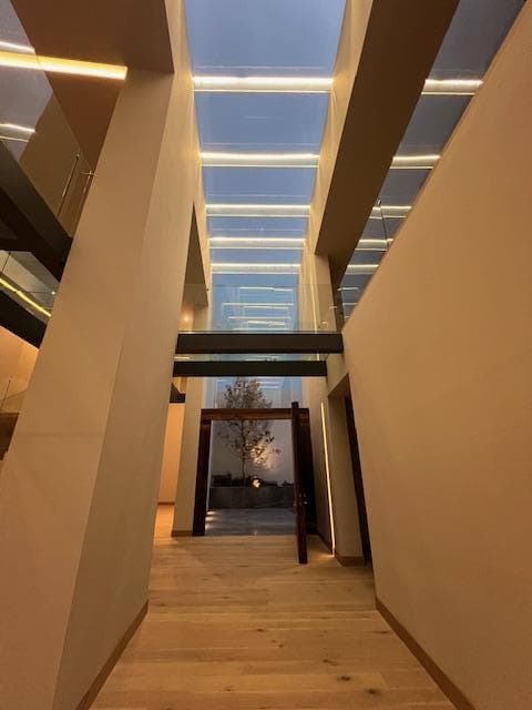 STUNNING HOME FOR SALE IN PASEOS DEL PEDREGAL.