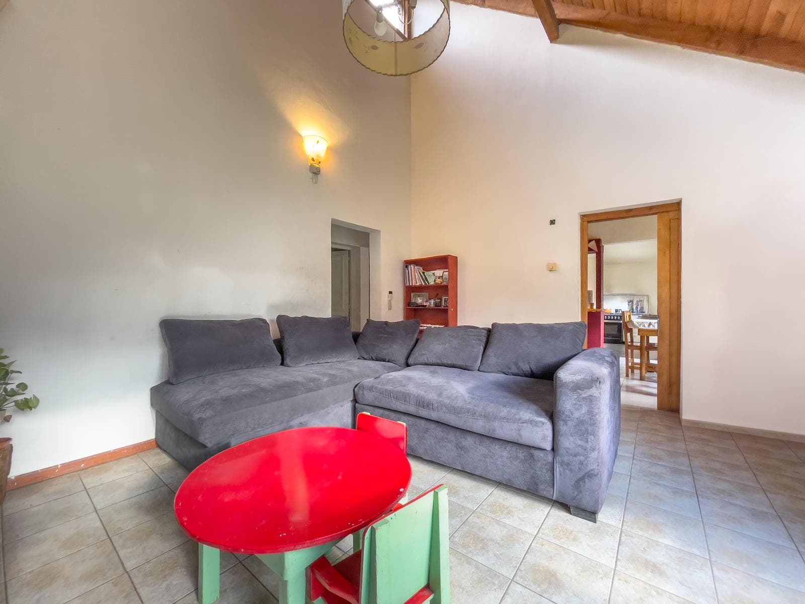 HOUSE FOR SALE: 220 m² on a 1,169 m² lot, Loma de Maikana, Villa La Angostura