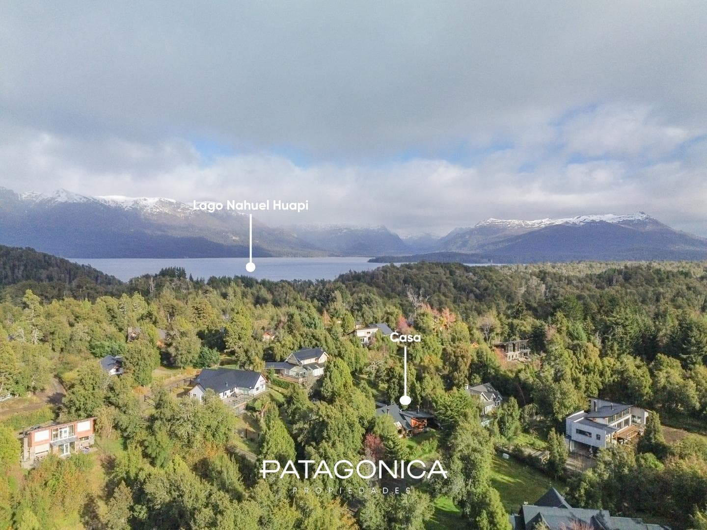 HOUSE FOR SALE: 220 m² on a 1,169 m² lot, Loma de Maikana, Villa La Angostura