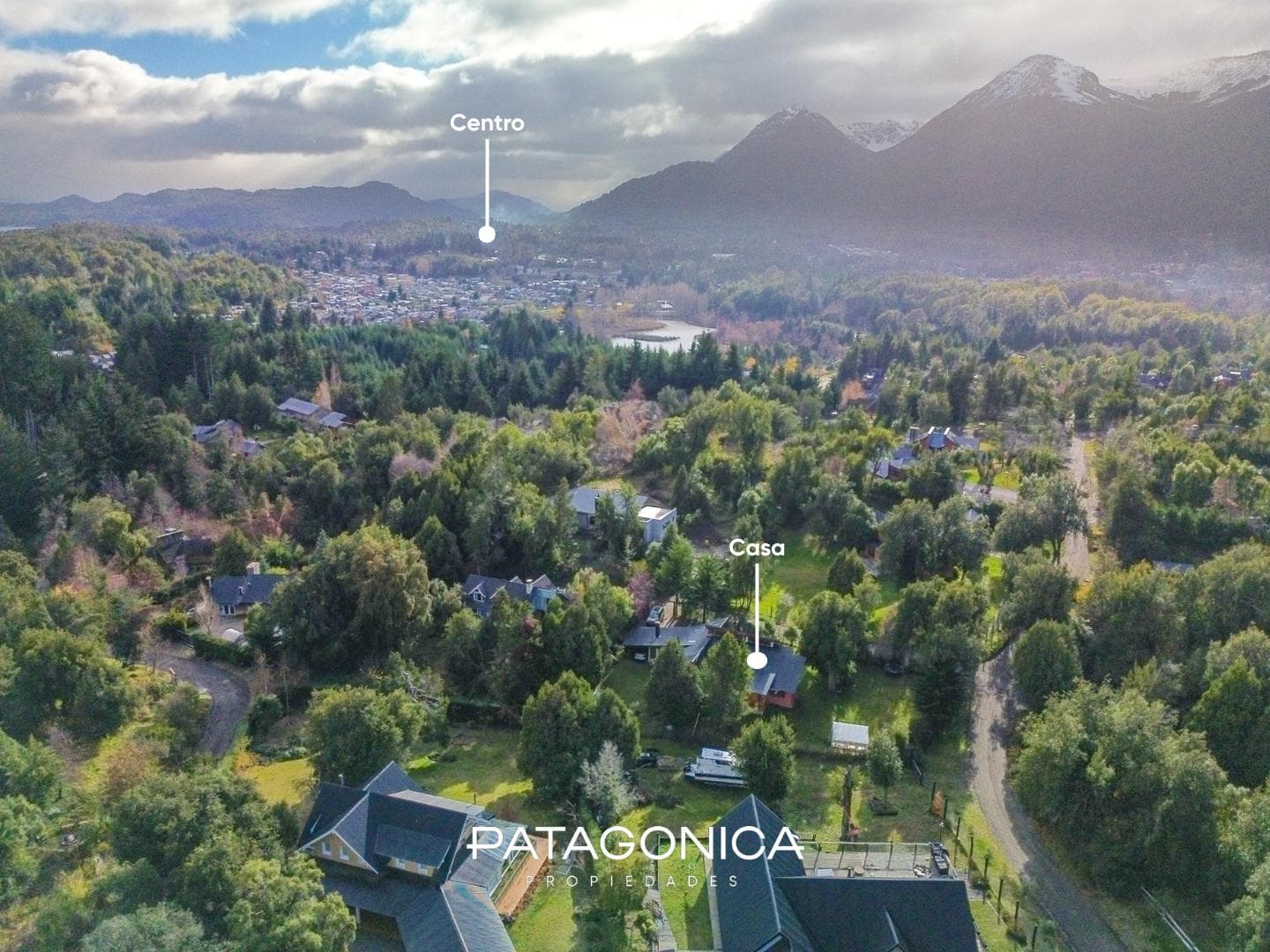 HOUSE FOR SALE: 220 m² on a 1,169 m² lot, Loma de Maikana, Villa La Angostura