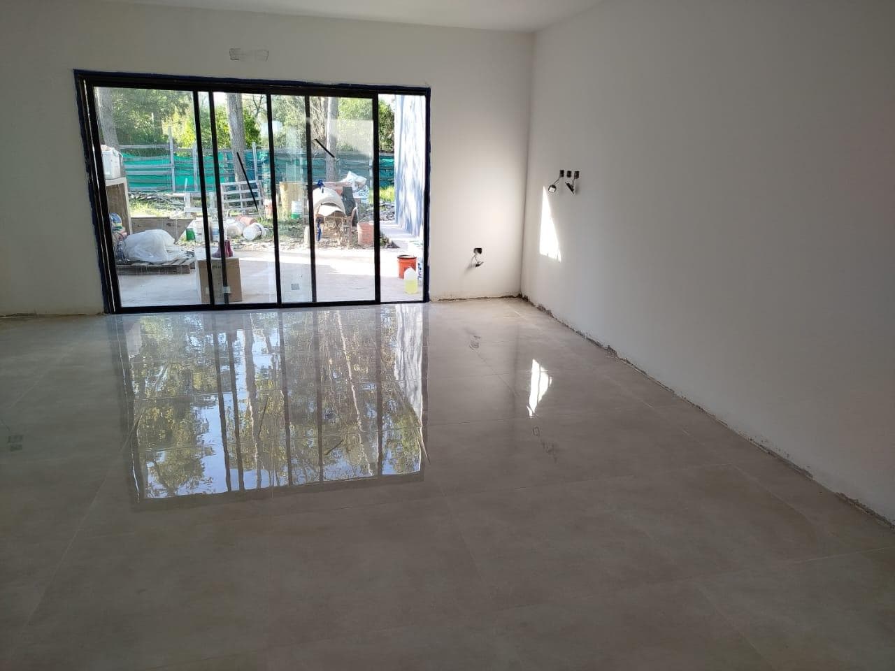 House for Sale - 3 Rooms in Santa Isabel