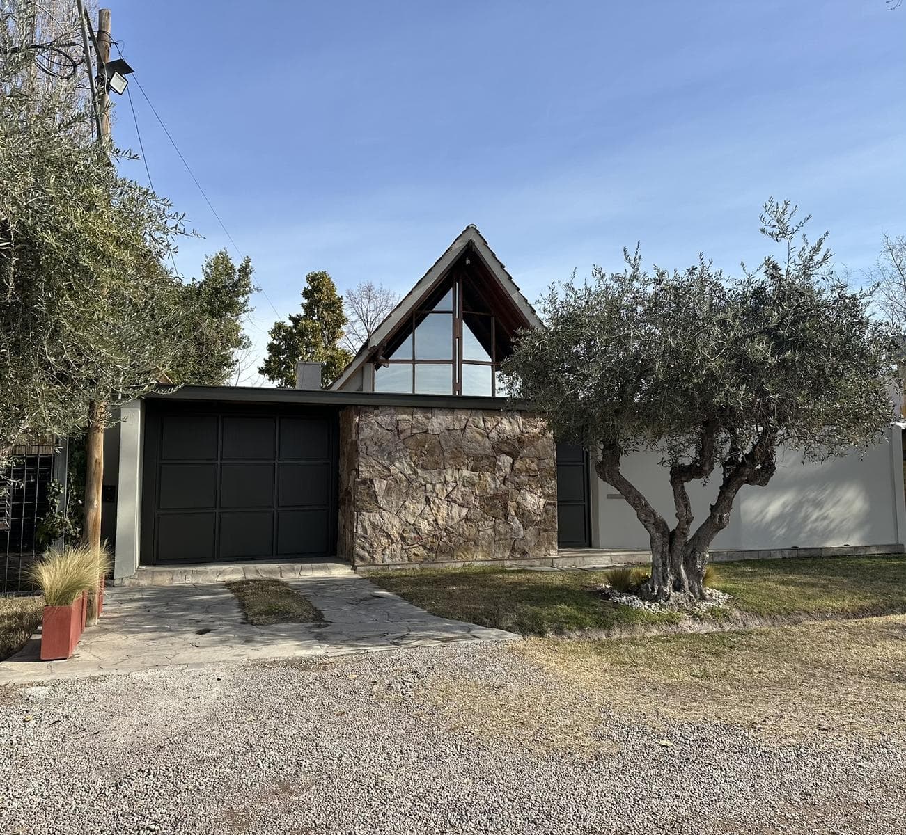 Drummond Park Neighborhood, 3120 Viñas Street
