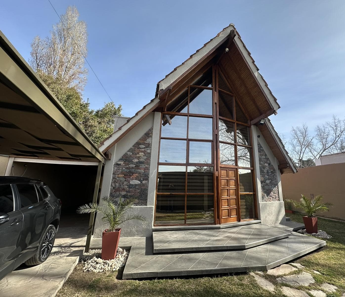 Drummond Park Neighborhood, 3120 Viñas Street