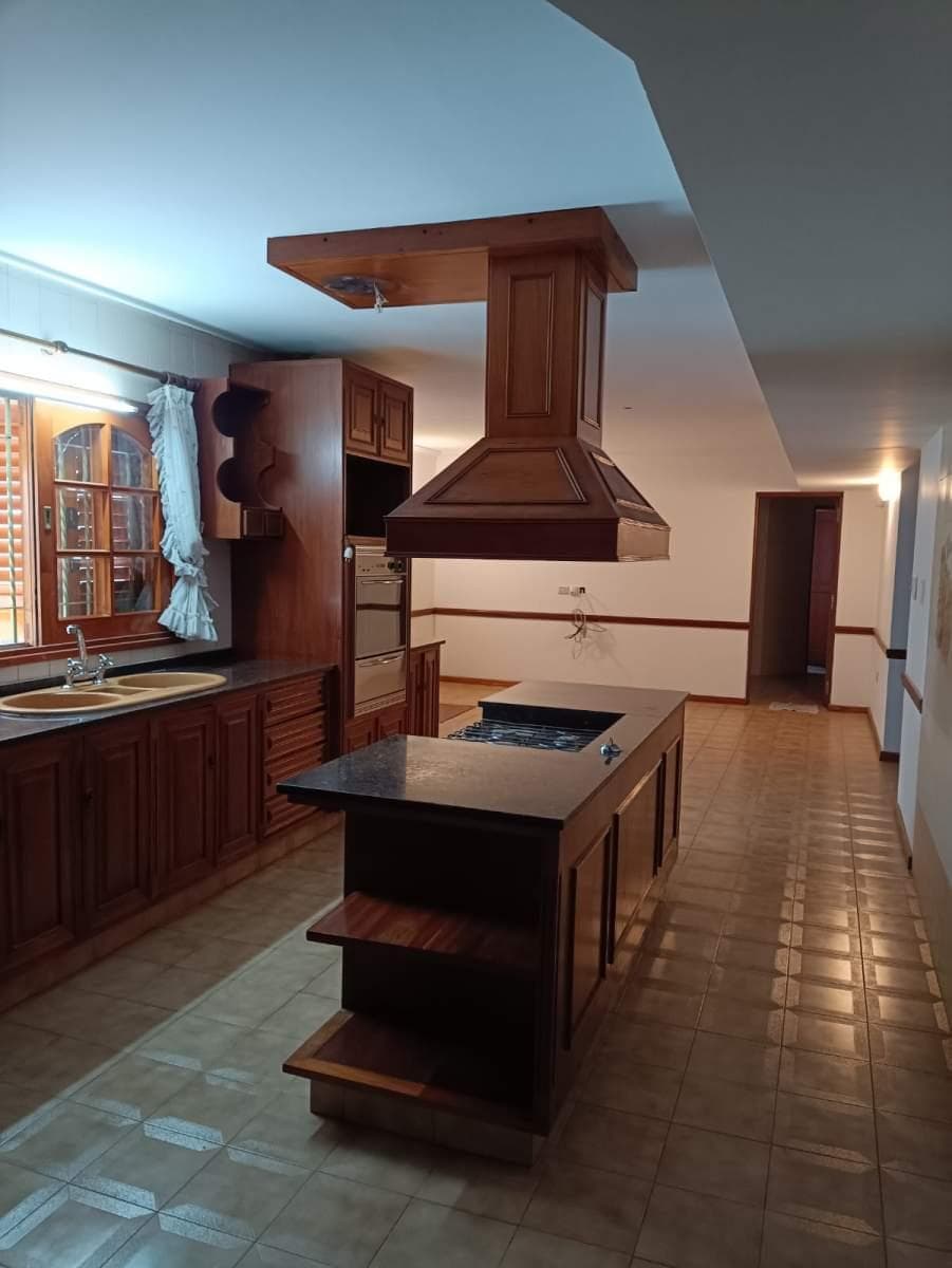 Luxury Home for Sale on Menendez Pidal Street - Urca Neighborhood