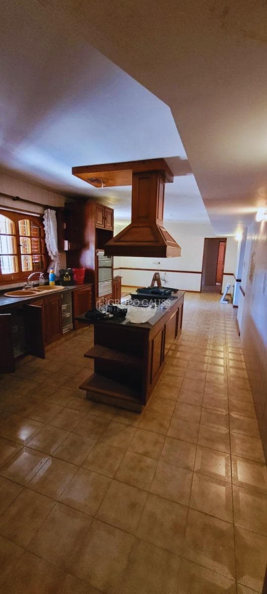 Luxury Home for Sale on Menendez Pidal Street - Urca Neighborhood