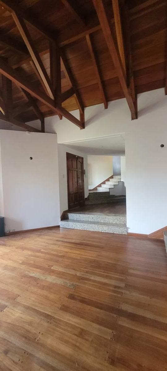 Luxury Home for Sale on Menendez Pidal Street - Urca Neighborhood