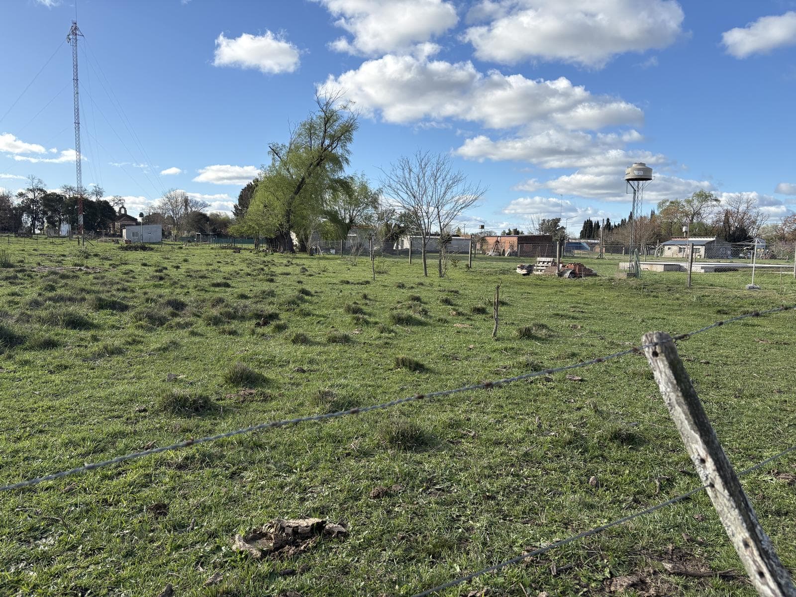 Land in the heart of nature, surrounded by open countryside, for sale in Elvira | Lobos