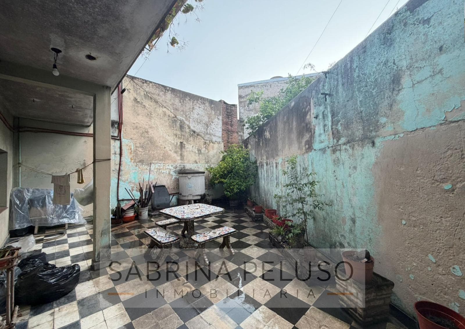 4-Bedroom House for SALE in Ciudadela