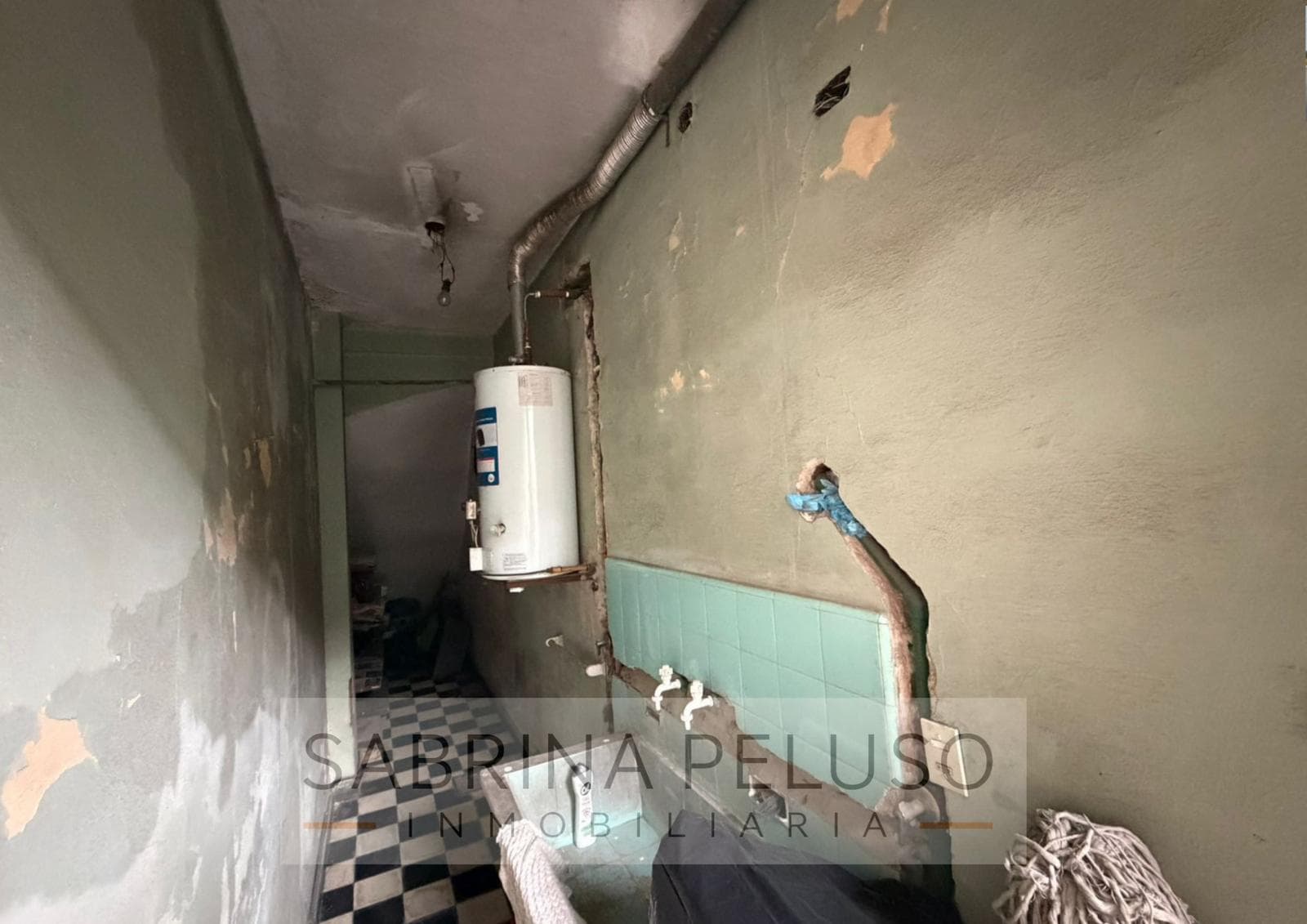4-Bedroom House for SALE in Ciudadela