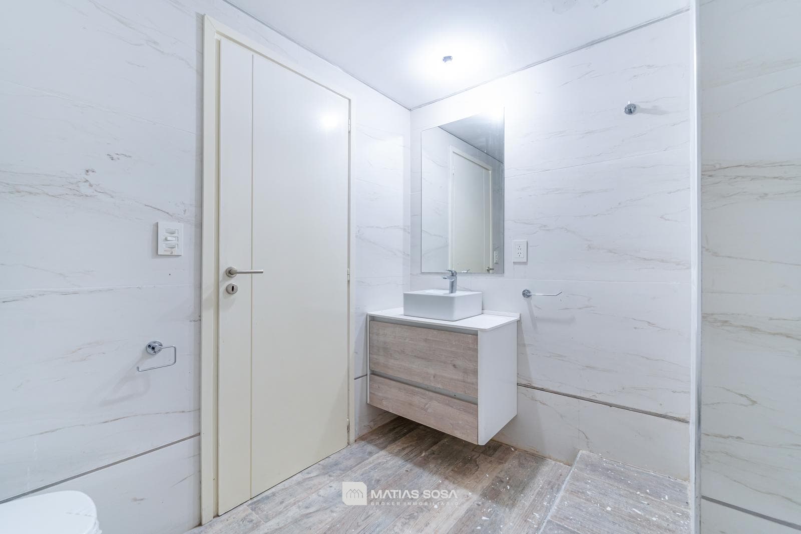 For Sale - Apartment - Playa Chica - Brand new