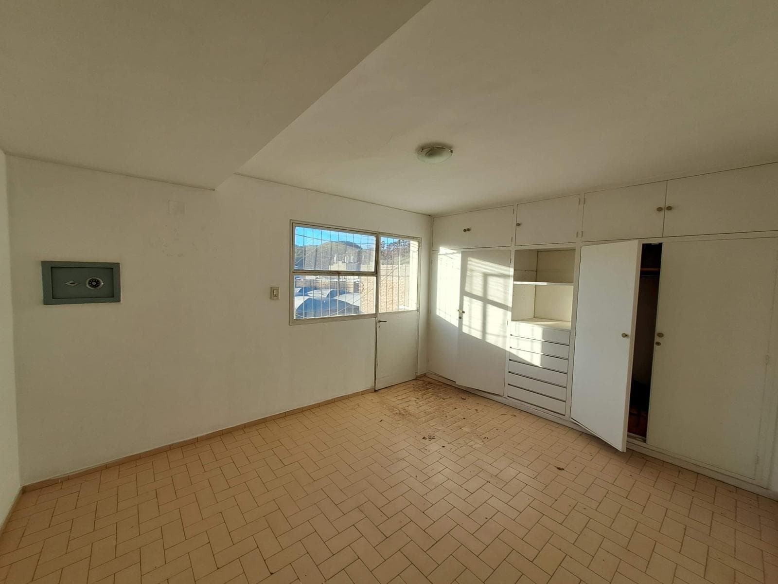 Departamento en VENTA - PARQUE CENTRAL - 4 dormitorios - APTO CREDITO