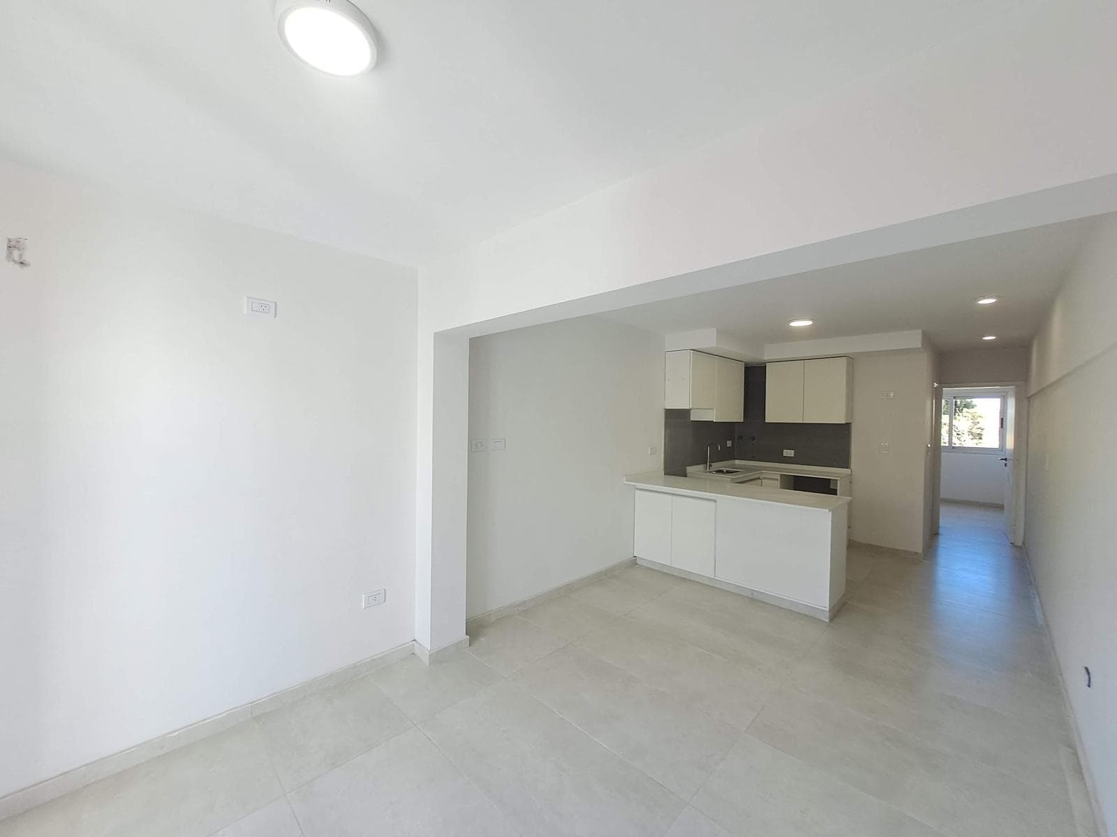 FOR SALE - Brand-new 1-bedroom apartment - BOMBAL