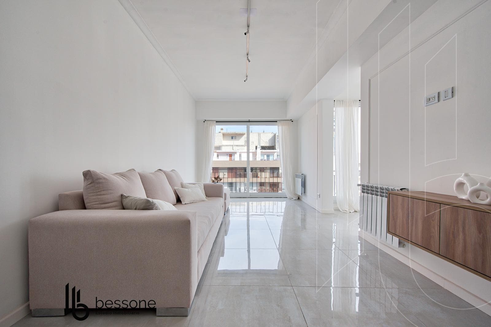 Apartment in Downtown