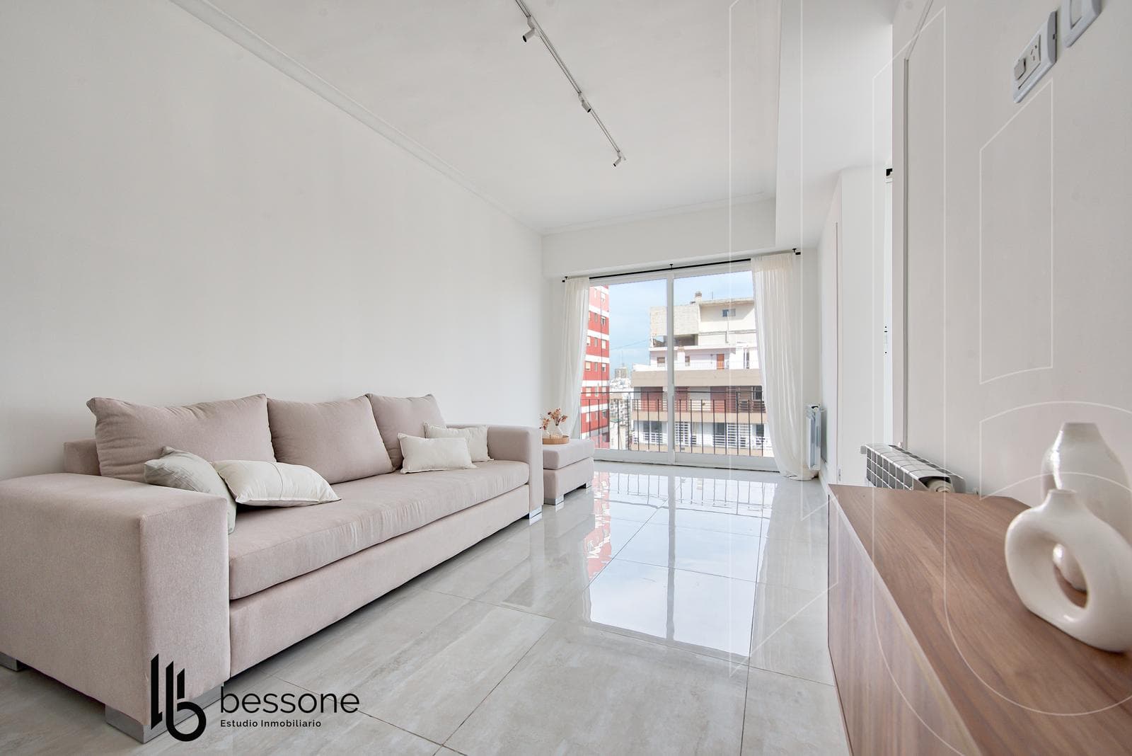 Apartment in Downtown