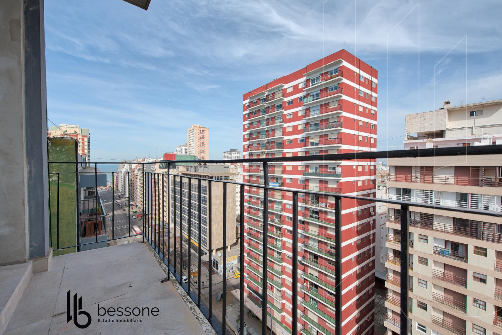 Apartment in Downtown