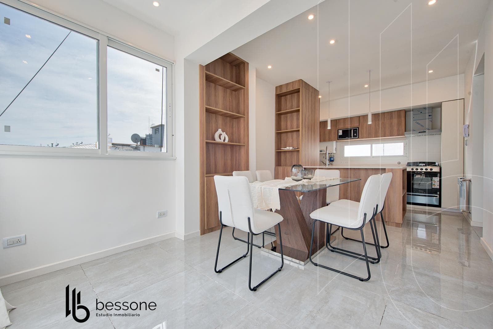 Apartment in Downtown