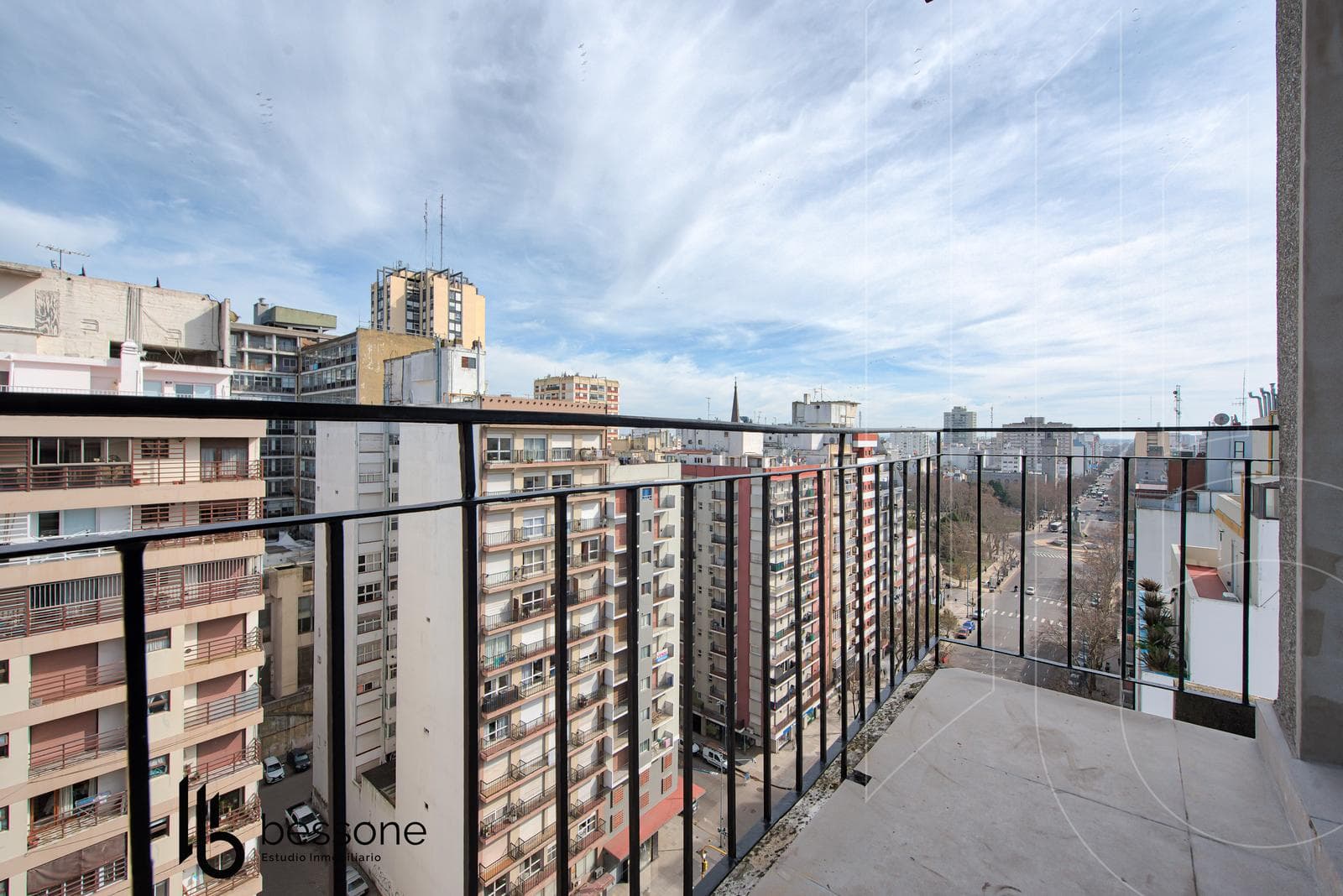 Apartment in Downtown