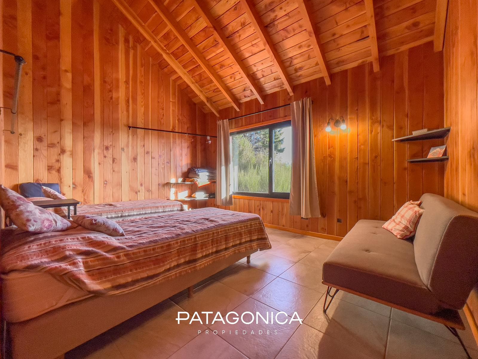 HOUSE FOR SALE AT M2 CUMELEN COUNTRY CLUB; VILLA LA ANGOSTURA