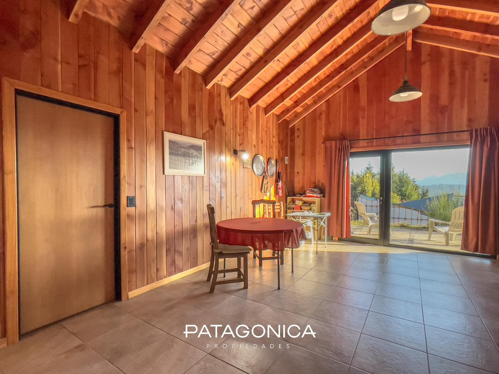 HOUSE FOR SALE AT M2 CUMELEN COUNTRY CLUB; VILLA LA ANGOSTURA