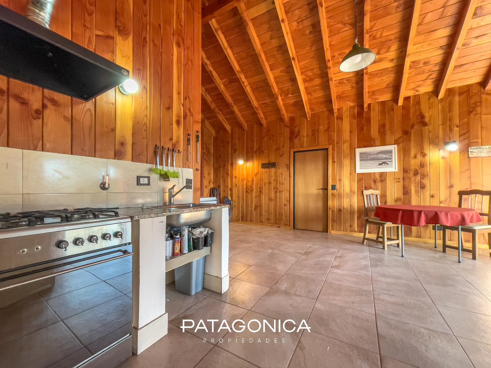 HOUSE FOR SALE AT M2 CUMELEN COUNTRY CLUB; VILLA LA ANGOSTURA