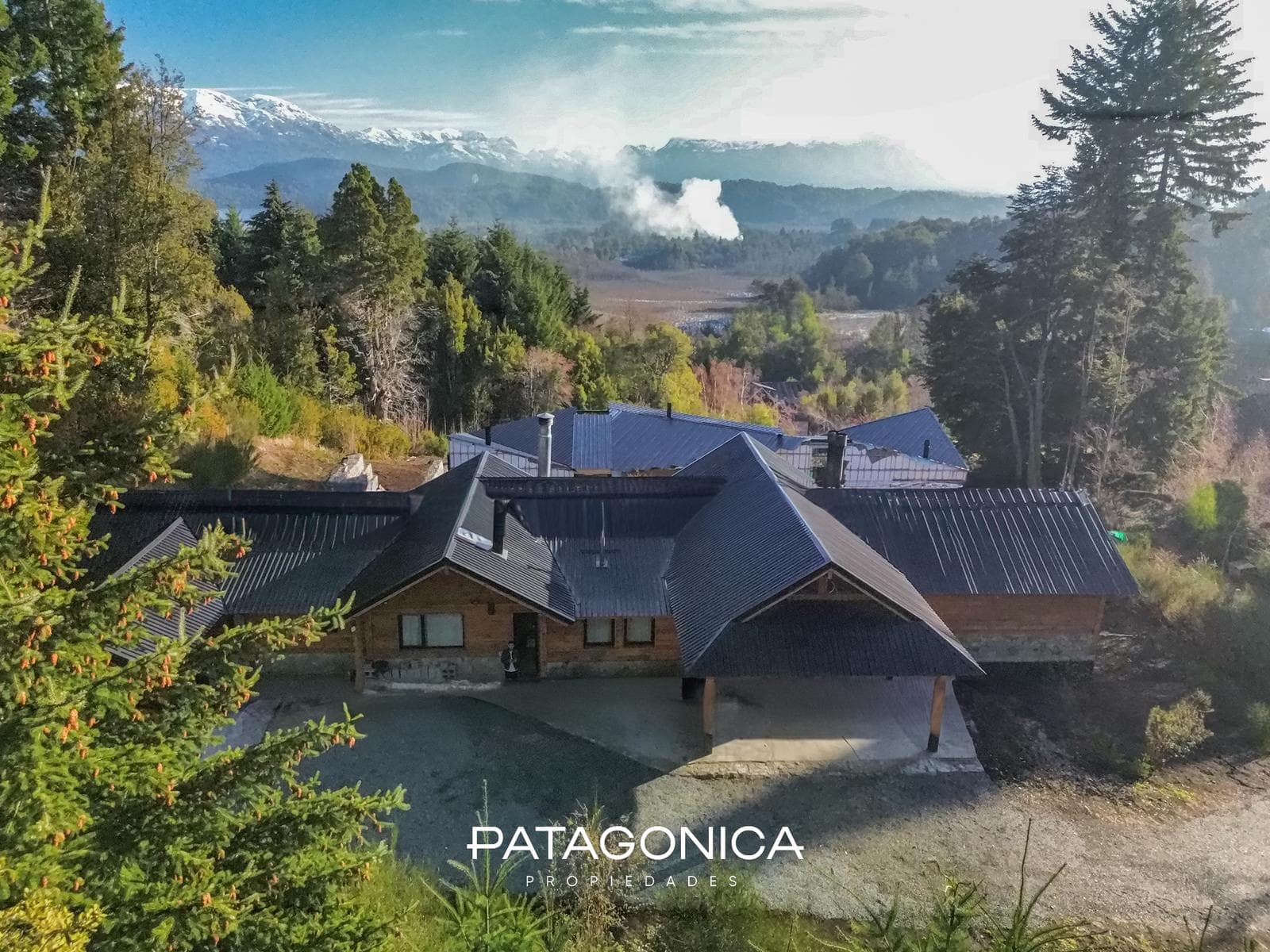 HOUSE FOR SALE AT M2 CUMELEN COUNTRY CLUB; VILLA LA ANGOSTURA